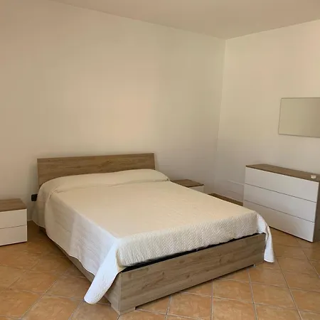Virna Villa *